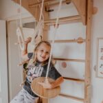 uchwyty gimnastyczne, drabinka, huśtawka