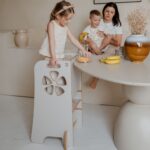Wielofunkcyjny podest dziecięcy typu kitchen helper WoodForKids